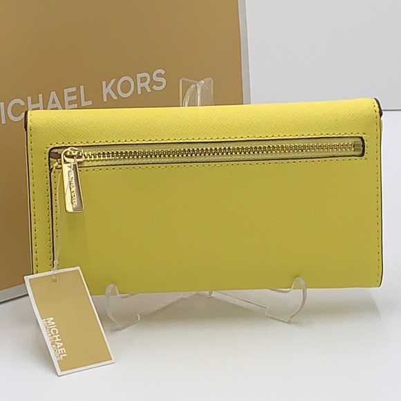 MICHAEL KORS JET SET TRAVEL LARGE TRIFOLD WALLET SUNSHINE COLOR - Picture 3 of 16